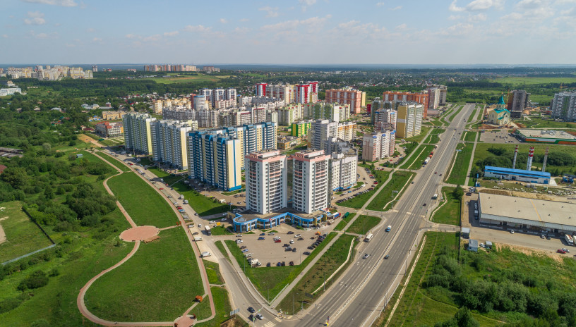 Голосуйте за спортплощадку в Молодежном парке и тротуар у детского сада в Урванцево